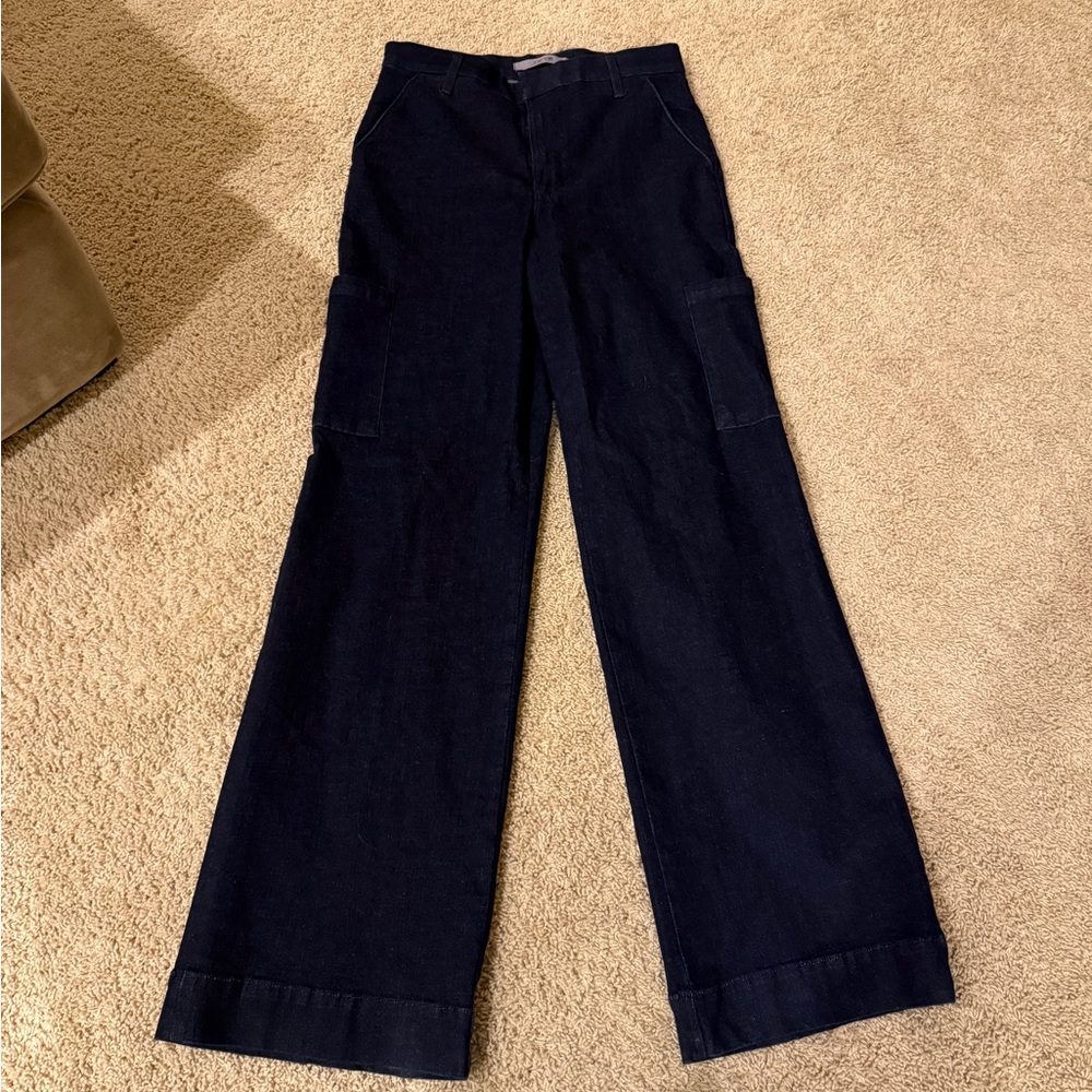 Joe’s Jeans high waisted cargo wide leg jeans, sz 29. Courtney style.